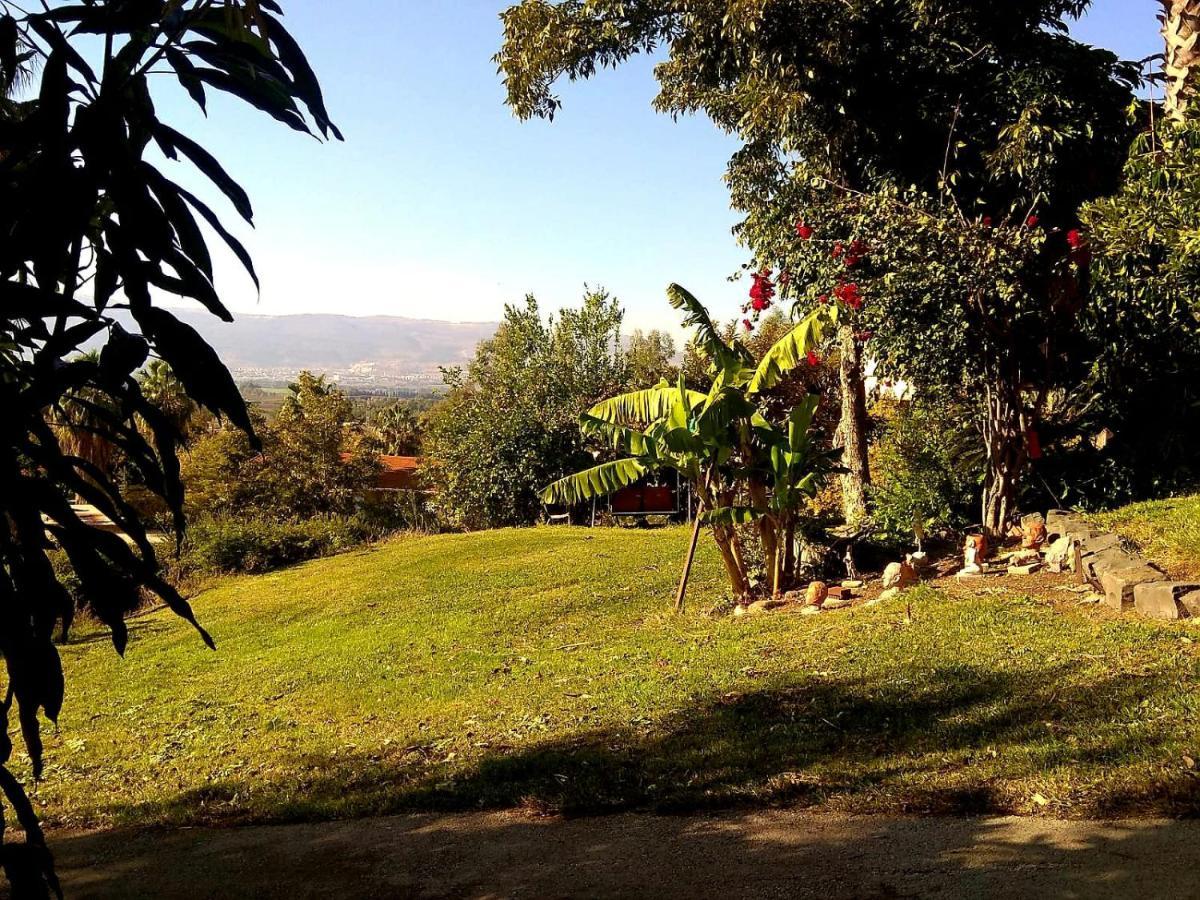 צימר בודד בגליל העליון Kefar Szold Exteriör bild